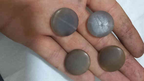 النوادر على 75 الف القطعه التواصل ***********
