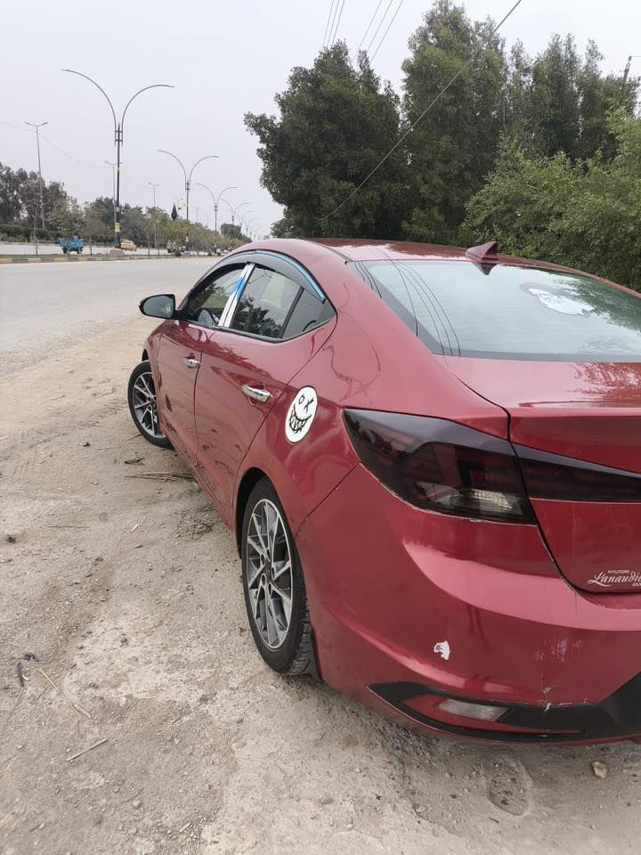 سلام عليكم 
 الصور والتفاصيل ..
النترا 2019 كندي 
٣ قطع 
مواصفات : رادارات اشاير بالمري تدفئة بالكشنات هيتر بالستيرن داخل اسود 
مكينه ناعمه حداديه ٩٠ ٪ كير كفالة من كل خلل او فتح
تخم تاير جديد 
ويل كب خليجي 
شاشه تبريد ثلج منفصل 
منزومة دمام سماعات كذالك مسويلها 

+ بيبان يقرن فتح بالسونار  مكاني كربلاء طويريج 🤍 باقي تفاصيل ***********
