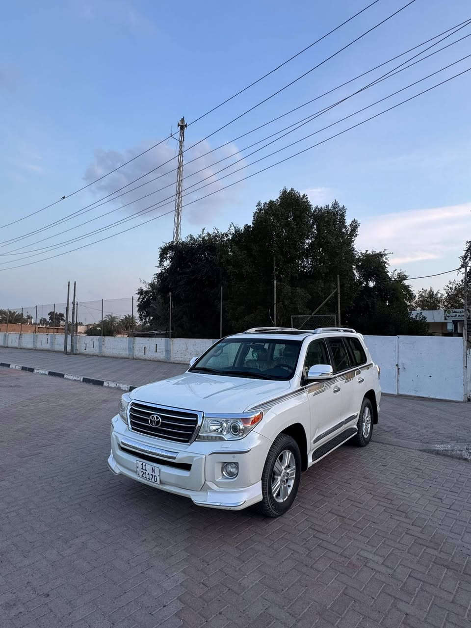 سلام عليكم بيع سريع تويوتا لاندكروز موديل 2014
محرك 6 سلندر 

رقم بغداد الجديد باسمي تحويل مباشر 

استخدام شخصي جديده بمعنى الكلمه 

مكفوله كفاله عامه  من الصبغ والتبديل والحادث وسونار مرفق 

مكينه كير كفالة 100‎%‎ 
حدادية تراي شرط 100‎%‎

المواصفات المعروفه للاندكروزر  GXR

حساسات ، كامره ، مري شفط ،، لايت زينون 
داخل جلد ، كرسي كهرباء ، طفاية
مرايات عتم عاكس للضوء العالي 
داخل صاج ، فول تحكم ، يدات نيكل 

السعر  378.  قفل من الاخير 

ماكو هيج سعر بهاي النظافه 

بالخير التصير من نصيبه 

اي استفسار

***********
***********

مكان السيارة كربلاء المقدسة
