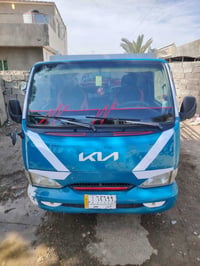 للبيع كيا حمل سامسونك موديل 2000    السيارة جاهزة للشغل وما تحتاج دينا...