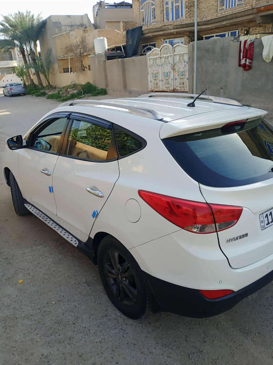 توسان خليجي رقم بغداد بسمي سنويه لل30 مكينه 2000
مكينه كير حداديه كفاله تبريد ثلج ❄️ تخم تاير جديد سياره جاهزه للاخير بيه صبغ قطعتين اثر اشخوط مكفوله سياره من الضربه والتبديل سياره فول مواصفات عده الفتحة 
السعر 119 وبيه مجال مكاني بابل ‏‪***********‬‏
