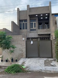 🏠 دار للبيع – حي أور 📍 خلف مستشفى المؤيد  🔹 المساحة: 150 متر  🔹 الواجه...