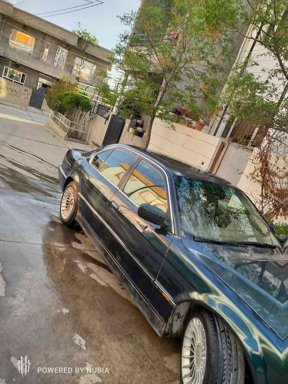 BMW E38 V8 3.5 
سەیارەکە گێڕی لەقوورس هەڵەسێ 
مەکینە ۳.٥ هەشت بستۆنی کەپسە کووشن جڵد و کارەبا و هیتەر ئاوێنە کارەباو ئەوتۆیە تەبرید ساردوو گەرم و دوزۆنە سیدی پۆکسە ساوند سیستەمە سڵایت چوارجام کارەبا بێ دەعم و بۆیاخی نیە  سوکان ڤۆلیۆمە  زۆر مواسەفاتی تر ئاڕمی هەولێرە بەس بەشەرت نییەم لە
سەیارەکە گێڕی تێک چوە ئاوا ئەفرۆشم لە سلێمانیم *********** wats up السليمانية, العراق
