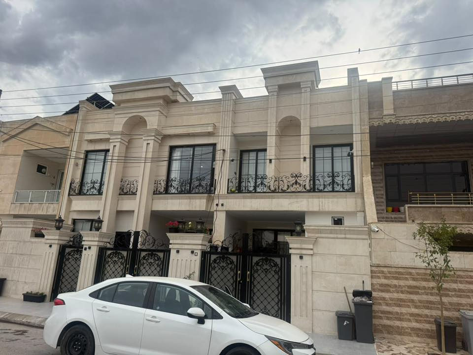 #بيت_للبيع
🔸سند طابو يتسجل بإسم اي عراقي

📍أربيل - حي 5 حساروك قرب مجدي مول 

➖مساحة 100 متر مقابل حديقه 
يتكون⤵️
➖3 غرف نوم 
➖استقبال-صاله-مطبخ-مجموعه صحيات-كراج

للتفاصيل اكثر او استفسار و سعر 👈🏼https://t.me/aqaratalshmal
#سعر رقم 1
***********
***********

#عقارات_اربيل_عقارات_موصل_عقارات_انبار_عقارات_البصرة_عقارات_كركوك_عقارات_ديالي_لانه_ستي_تكريت
#عقارات_سامرا_هفالان_فرمانبران_ستي_كلوبال_ستي
#حي_قربو_اشتي_فيلج_هيوا_ستي_اوزال_ستي_اربيل_الجديدة_5حساروك_ازادي_نوي_مارينا_ستي

1070
