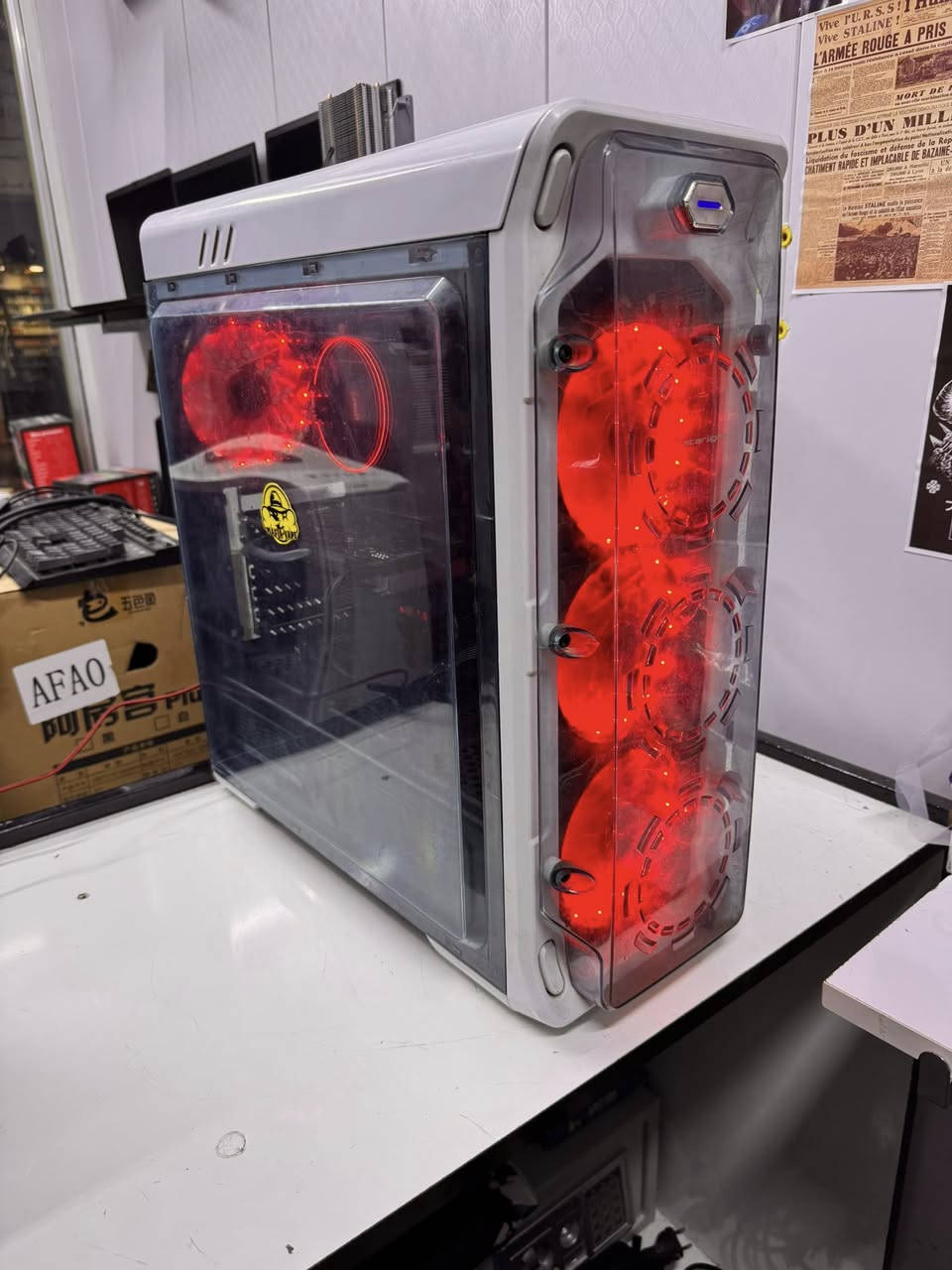 تحية طيبة شبابنا وحبايبنا 
تجميعة مرتبة كل القطع براندات حلوه
اداء و فرمات 
R5 3600
RAM 16 3200
M.B B450 MSI GAMING X PLUS
GTX1660SUPER 6GB 
SSD256-HDD500 
P.S650W+80PLUS 
CPU COOLER RGB
CASE 4FAN RED
السعر ٥٥٠ الف سعر نهائي 
متوفر توصيل لكافة المحافظات 
عنوان المكتب كوت المشروع شارع الحاسبات مكتب MEGA-TECHNLOGY
***********
