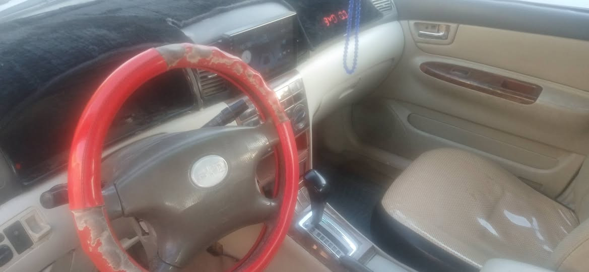 بي وايدي للبيع موديل 2012 رقم بابل كير اوتوماتيك مكينه كير جدد لانسر السياره مصبوغه صدر خلفي أمامي جدد سنويه ٢٠٢٨ راعيه يريد تحويل العنوان بغداد العبيدي السعر ٣٥ وبيها مجال الاتصال على الرقم ***********
