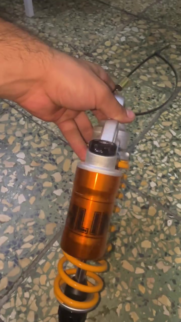 السلام عليكم دبل خلفي اصلي شركه اوهاينس شرط ممشدود عله دراجه قبل بعده لوك طلع بصندوك دراجه سعره شويه غالي مكاني بغداد الكفاح فضوه عرب ***********
