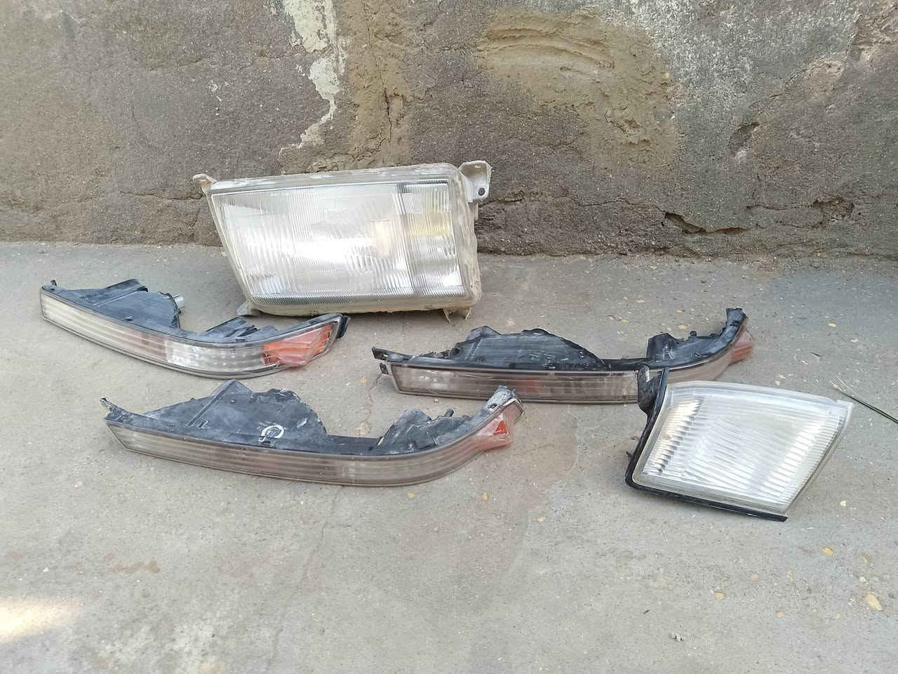 الـسـلام عـلـيـگـم👋🏿🍃.
.
غـراض سـيارة رأس الـثـور🚙✨. 
. 
. 
دعامية+شباج+كلوبات شغالة🦋✨. . 
. 
. 
قـيـم و أخـذ👌🏻✨. 
. 
. 
رقمي: ***********🦋🖐🏿. 
. 
. 
المـكـان شـطـرة✨🍀. 
. 
. 
#خضوري_ال_عباس. 
.
