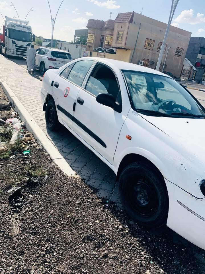للبيع 
نيسان صني 2005 ادووات متومه طبق الاصل سياره جاهزه مكينه وكير وتبريد م ناقصها شي  السعر30$ وبيها مجال المكان بصره _زبير هـ***********

