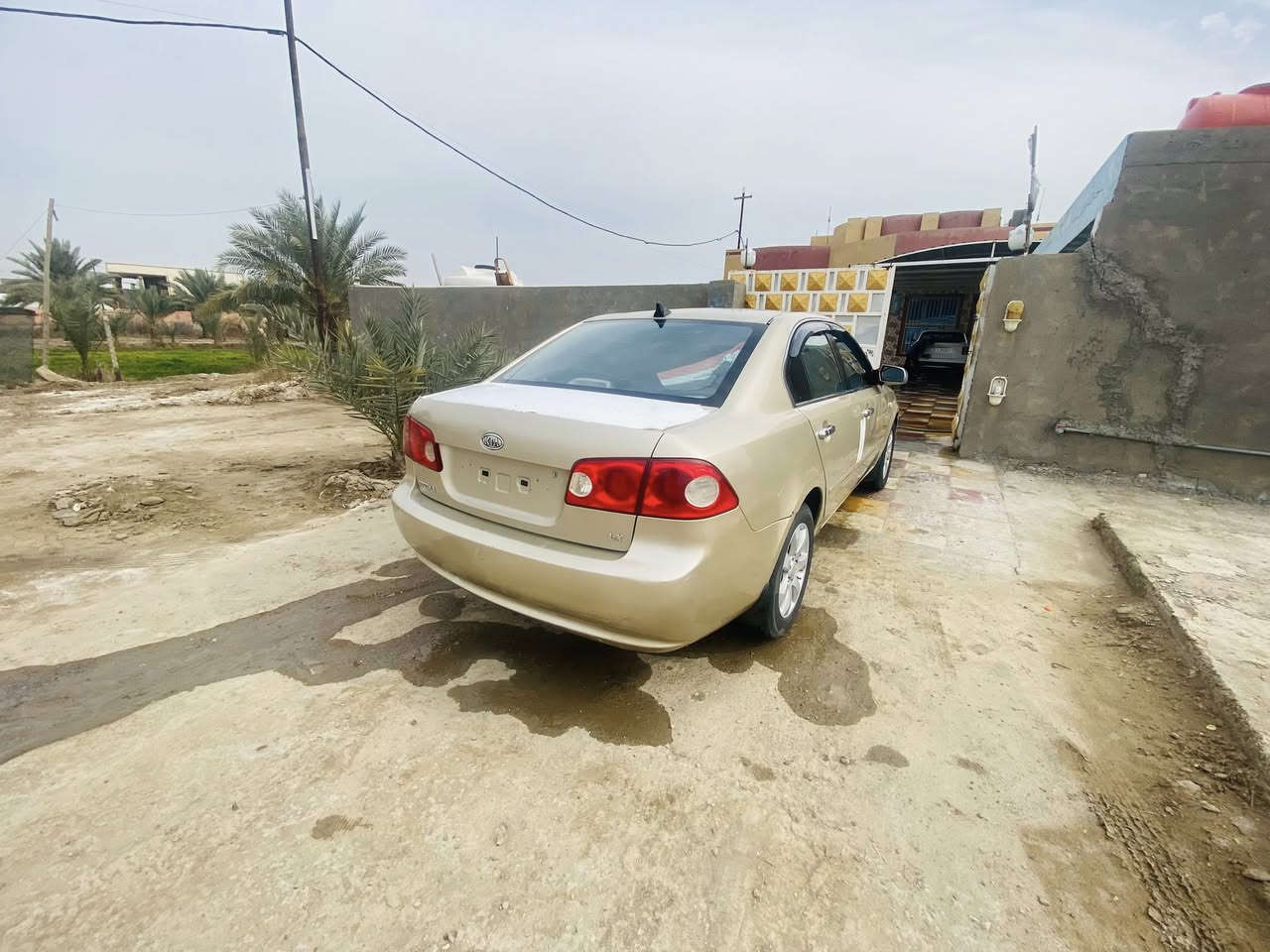 السلام عليكم 
سيارة اوبتما ٢٠٠٨ خليجي محرك ٢٠٠٠ لون ذهبي
رقم بغداد انكليزي بسمي 
سياره مكفوله من الضربه فقط بنيد جارد ومصبوغ ودواير جاملغ خلفي تجي وتشوف بعينك السياره احلى من الصور 
داخل مرتب نصبته حلوه سعره ١٠٣ وبيه مجال للطبين وتجي وتشوف بعينك وذا ماتعجبك السياره انشاءالله تلكه الأحسن مكاني حله بابل رقمي ***********
