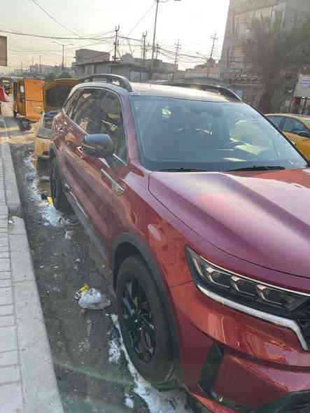 السلام عليكم شباب سورنتو وارد امريكي 2023 فول مواصفات واحد على واحد  محرك 2500 حادثهة موجود بل منشور 
العنوان بغداد مدينه  الصدر 
***********
مرقم كامل بغداد باسمي 
السعر 245 وبيهة مجال بصيط
