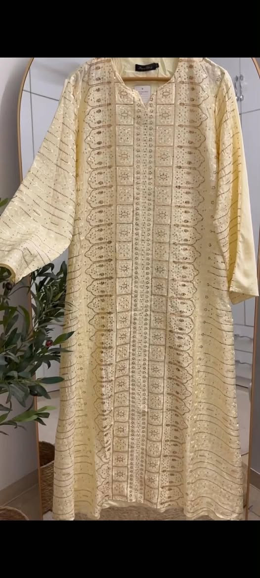 دراعه كويتي خامه للن تطريز وبلك يدوي موديل ترند قياسات ستندر من L–3XL
متوفرر توصيل داخل ذي قار 3 الاف دينار


**إذا كنت صاحب هذا الإعلان وتريد حذفه لأي سبب، رجاءا أرسل رسالة إلى الدعم الفني**