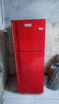 هاي ثلاجه نضيفه وتبريد يخبل بسعر مناسب بس هاي مو الحجم الجبير هذا رقمي...