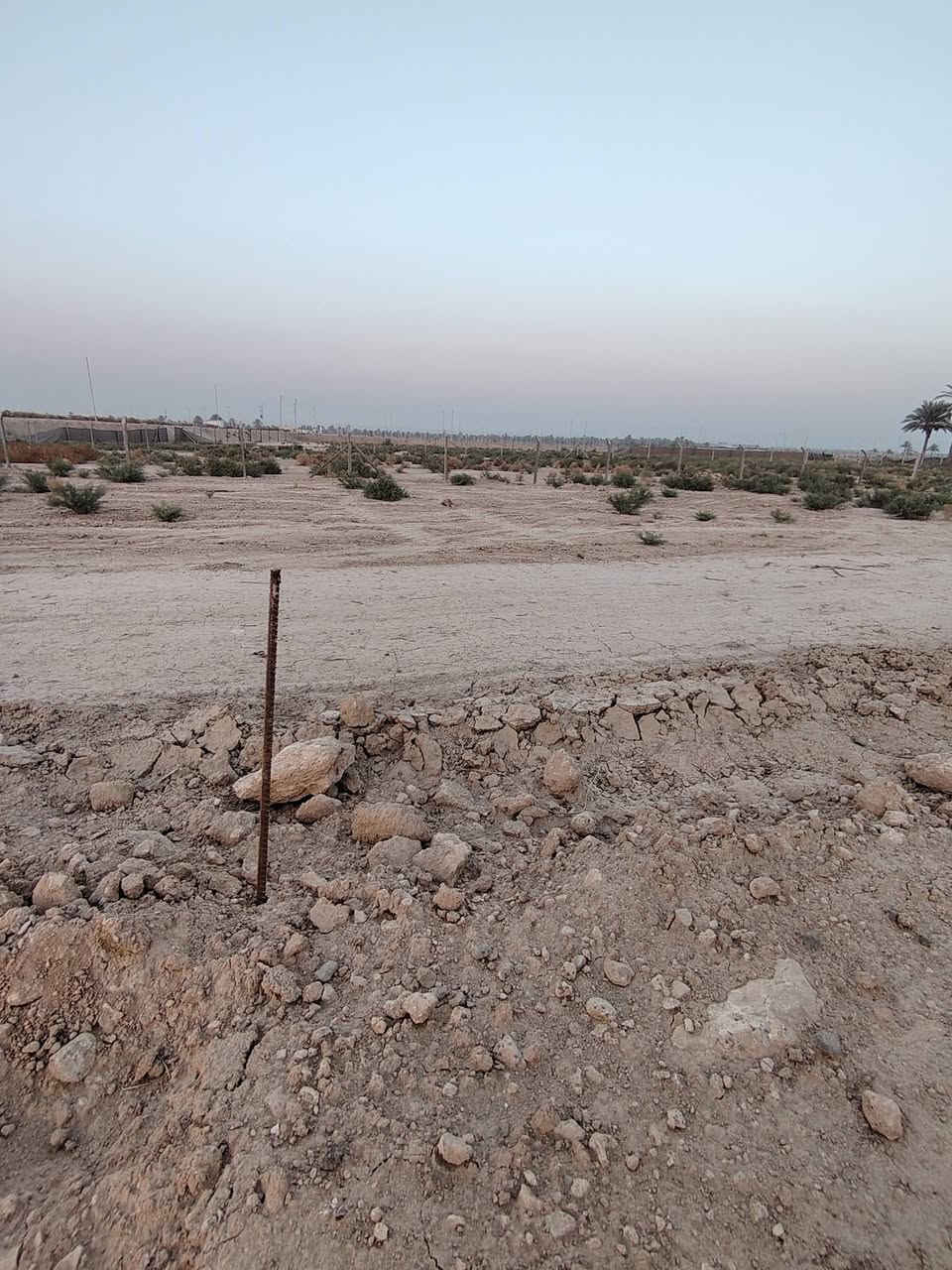 قطعة 200 م للبيع طابو زراعي سند 25 بسمي تحويل مباشر تبعد عن جامعة المستقبل 100 م
خدمات كاملة تبليط كهربا..... للاتصال ***********
السعر 36 غير متواجد عل الخاص
