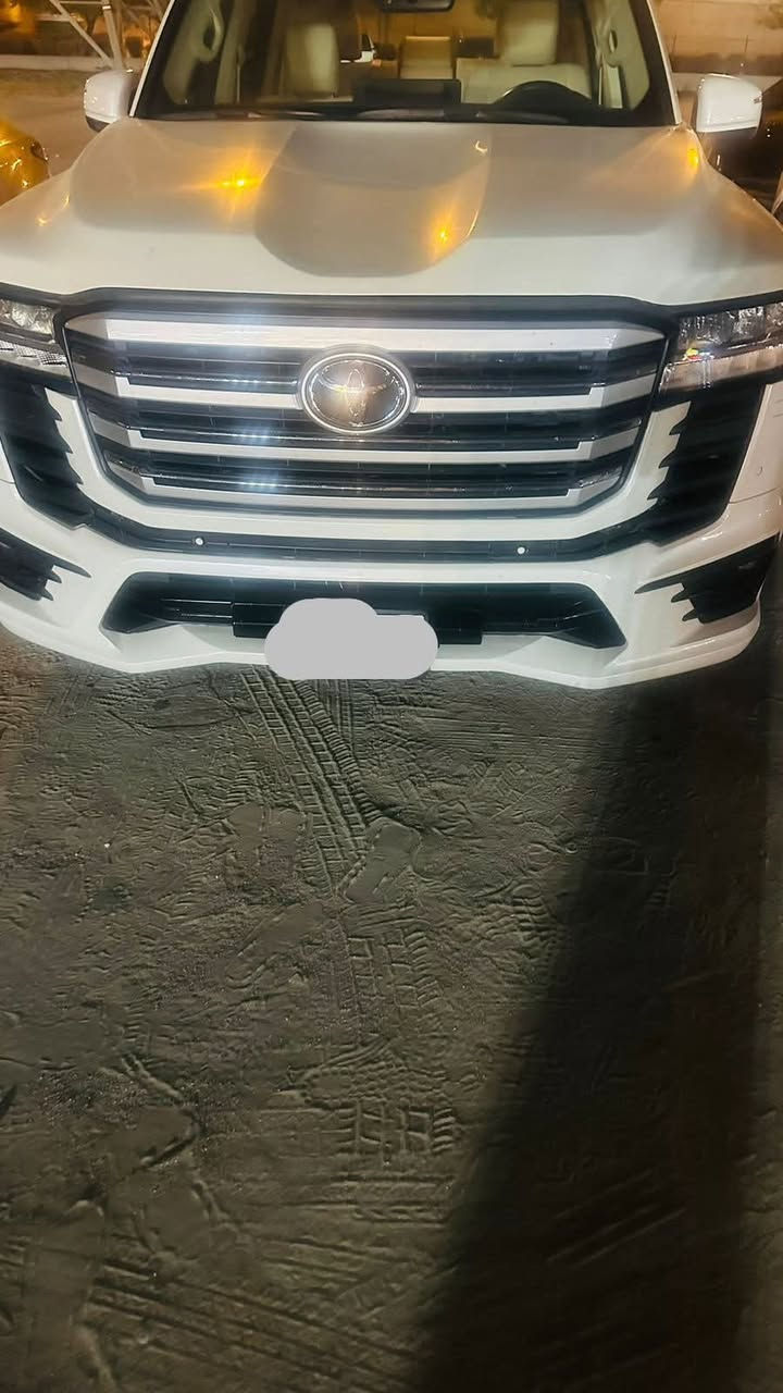 لاندكروز 2025  بيه  قطعتين

تدخل على كتاب شهداء 

السعر 460$
***********
رابط مجموعة الواتساب

https://chat.whatsapp.com/CFEP392DNXl0S7j0jBjRWN
