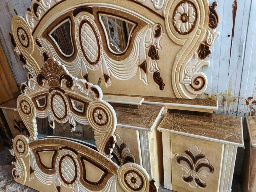 غرفه نوم عراقي البيع سعر ٦٥٠مكان ناصريه شراي يتفضل خاص بس شراي


**إذا كنت صاحب هذا الإعلان وتريد حذفه لأي سبب، رجاءا أرسل رسالة إلى الدعم الفني**