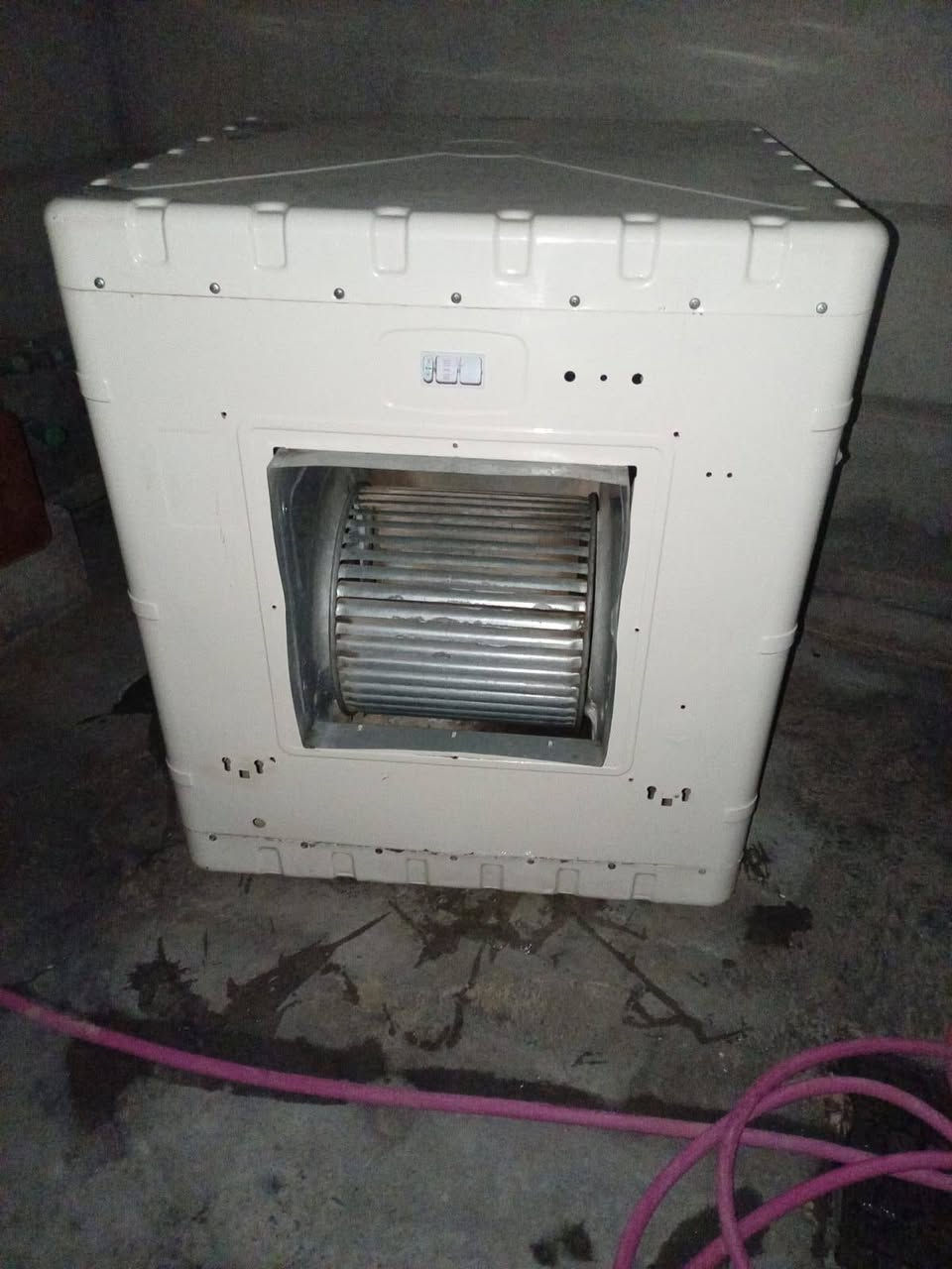 للبيع مستعمل قليل كلش انضاف لتواصل رقم الواتساب ***********.
