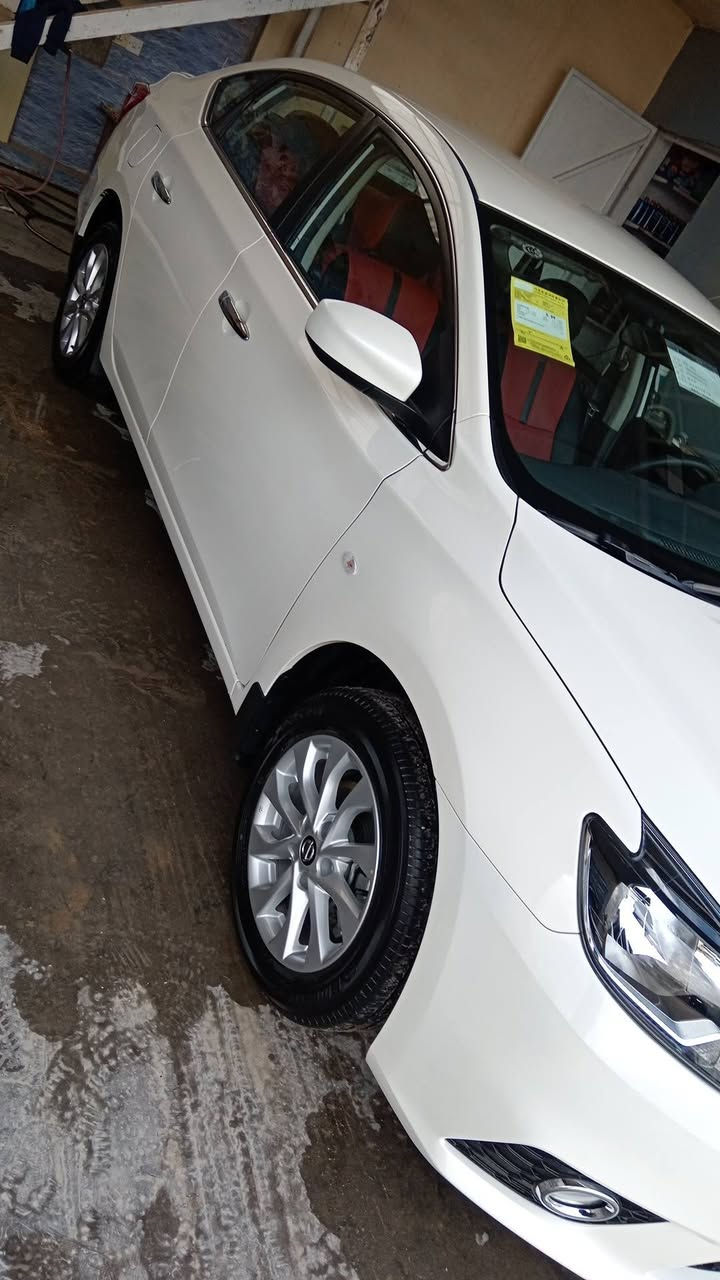 السلام عليكم نيسان سنترا موديل 25 رقم اربيل بااسمنه ماشيه 13 الف مكفوله كفاله عامه تريد تحويل تريد وكاله السعر 132 وبيه مجال ***********
