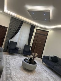 بغداد حي العباس • ١٣٠م • ٤ غرف نوم