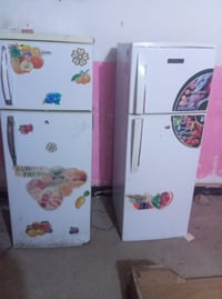 ثلاجات مستعجلين • حجم وسط • قرب جسر خالد