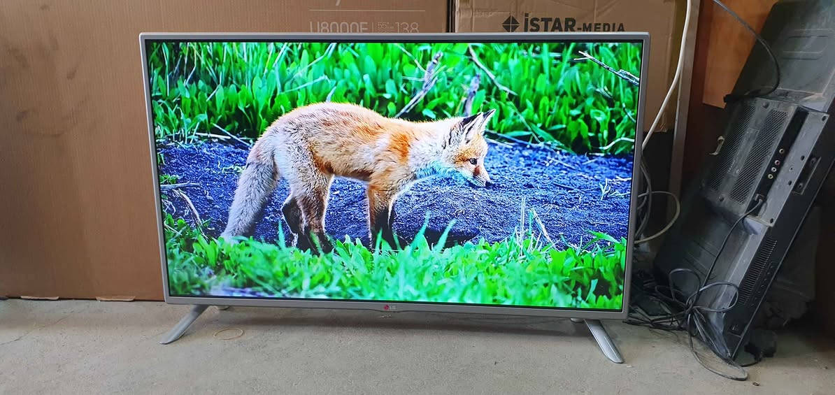 تەلەڤیزۆنی LG کۆری سمارت و سەتەلایتی تێدایە
زۆر خاوێنە ڕەنگی سپیە نرخی 140000 لە هەولێرە
پەیوەندی بکەن بە واتساپ و ڤایبەر *********** أربيل, العراق
