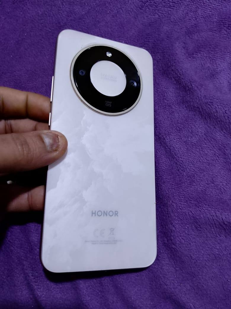 مستخدم 6 ايام فقط تواصل
***********
