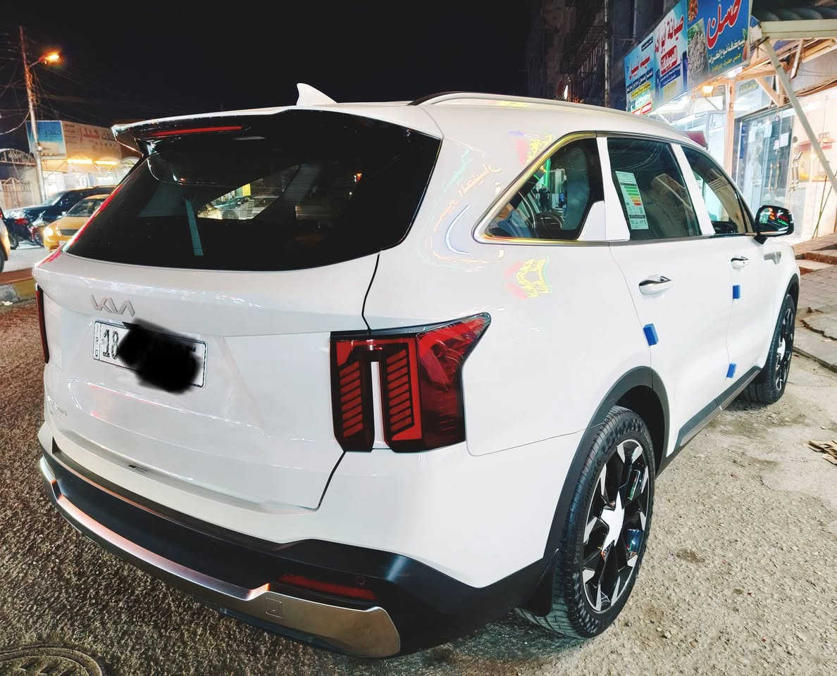 كيا سورينتو 24 خليجي
كفالة عامة 

رقم بابل بأسمي 

داتا شو 

ويل حجم 20 

محرك 6 سلندر 

كير ماوس

كرسي كهرباء 

بصمة وتشغيل عن بعد

شاشة متصلة 

انارة ليزرية داخلية متغيرة الالوان 

اللايت عالي ناصي زنون 

لد نهاري ليزري امامي 

بك لايت ليزري LED 

درايف مود

مانع انزلاق

مساعد منحدرات

شحن وايرليس بلوتوث 

تحكمات ستيرن فول 

حساسات امامي خلفي 

3 قطع تبريد مع تحكم منفصل 

***********

السعر 30,500 💲بيها مجال بسيط 
مكان السياره كربلاء المقدسة
