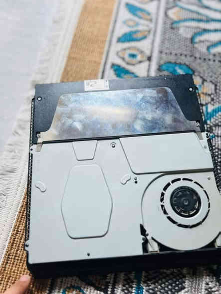 بلي فور سلم نص تيرا للبيع
لوك ستيكر ممفوتح ولا واصل تصليح جوستكين تجاريات 

مكاني جلولاء 

***********

سعر ١٥٠قفل
