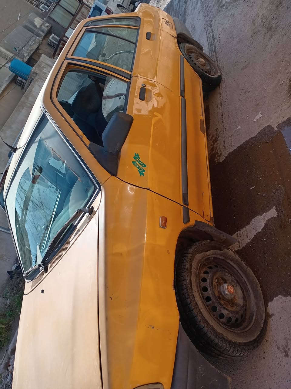 السلام عليكم البيع 2014 سياره تبريد شغال مكينه خير من الله بس شواصي ملحومه الباقي خير من الله مكاني الشعب شارع الصحه سعر 30 بيها مجال الرقم*********** والمش الراي لا يخابر
