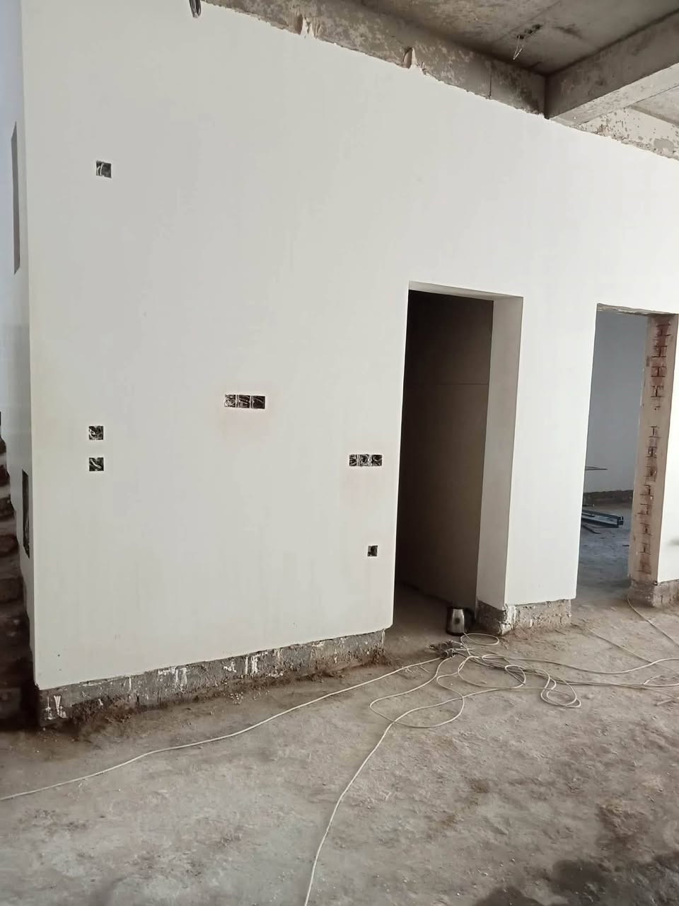 سلام عليكم كادر جص وبورك ولبخ شغلي هندسي عل متر ومقطوعه 
جص وبورك6000
 لبوخ ونثر 6000
لبخ وسقل 6000
لبخ جراره 5000
لبخ تشميع خارجي 4000
لبخ تشميع داخلي 2000
اتصال 👈 7840047043 0
واتساب 👈 ***********

