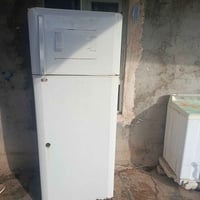 ثلاجة • للبيع