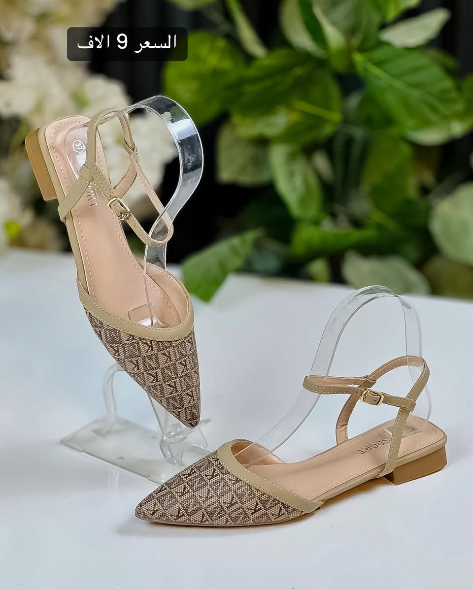 كعب 2 سم يجنن♥️ 

 فد شي ..نازك..السعر 9 الاف🫣 

القياسات 37.38.39.40.41

‏‎❇️ متوفرة خدمة توصيل 🚕 لجميع المحافظات ❇️

للحجز والاستفسار 
عن طريق الواتساب 📲 
‏‎
 *********** 
***********

🥳العنوان : نجف حي النصر شارع الاطفائيه 🥳
‎أوقات العمل من 12 ضهراً الى 9 مساءً⁩⁩⁩⁩⁩⁩⁩⁩
