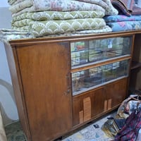 بوفية خشب باب اول للبيع بسعر مناسب جدا بيع مستعجل الرقم 07805655708 ال...