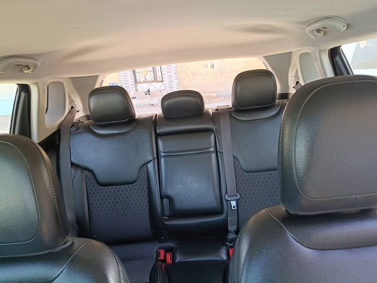 جيب كومباس لمتد  فول موصفات مكينه 2400 بيع او مراوس سياره ازغر وحته اذا صفره تكسي مكاني ديوانيه


**إذا كنت صاحب هذا الإعلان وتريد حذفه لأي سبب، رجاءا أرسل رسالة إلى الدعم الفني**