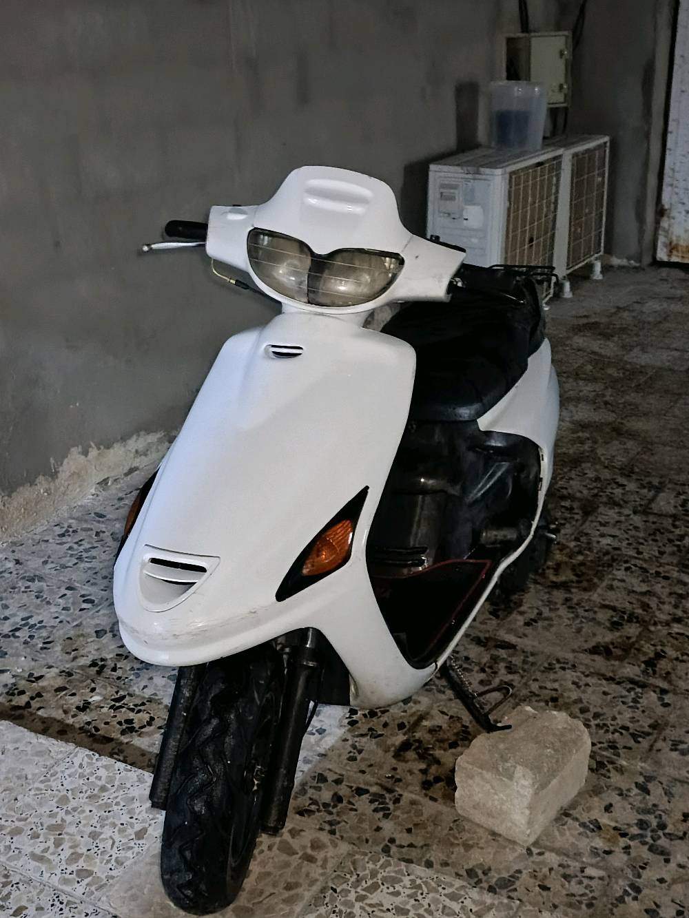السلام عليكم فراشه فحل للبيع دراجه نكره سلف الدراجه كامله سرعه ومعدل فول مكان نجف عسكري شارع السبيس السعر 360 وبيه مجال رقم 