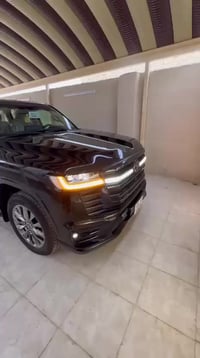 لاندكروز 2025 vx لمتد sبلاك ادشن شركة ساز بعدها بالضمان مكفولة ماشية 2...