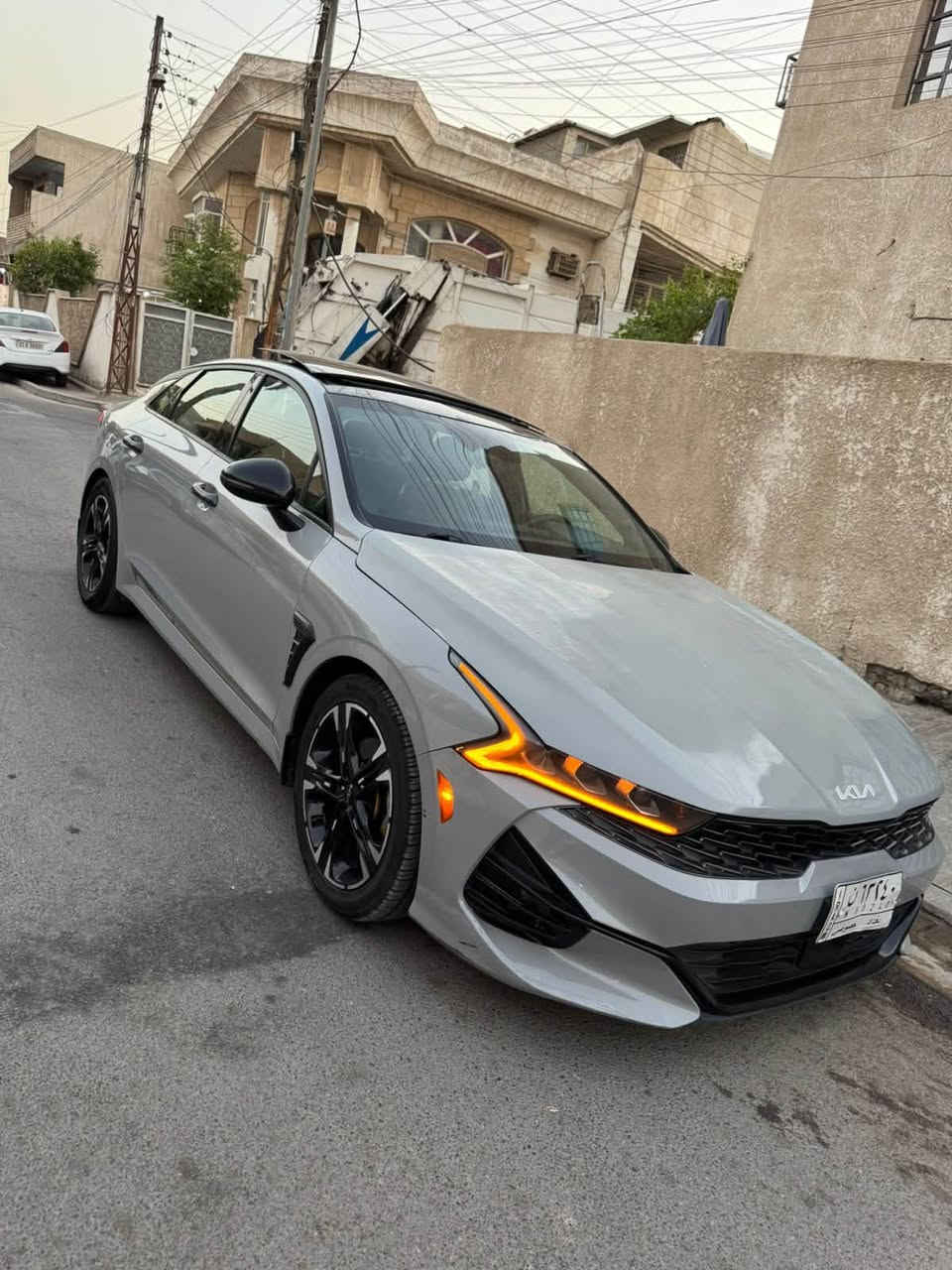 السلام عليكم 
للبيع سياره K5 مديل 22امريكي 
جيتي ناي فول مواصفات 
السعر 165 وبيه مجال 
الاستفسار الاتصال على الرقم
***********
