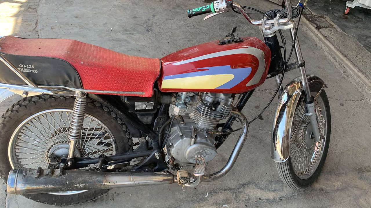 للبيع 4 كير سعر 200 وبي مجال قليل


**إذا كنت صاحب هذا الإعلان وتريد حذفه لأي سبب، رجاءا أرسل رسالة إلى الدعم الفني**
