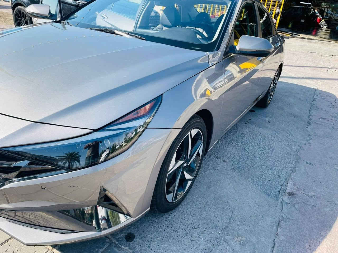 سلام عليكم عيوني سياره النتره جديد رقم بغداد بسمي موديل 22فول موصفات للخير كير مكينه تبريد بل كرتوان عله وضع الشركه ماشيه 56 حادث بس بنيد مبدل فقط الباقي كفاله عامه باقي تفاصيل اكثر تصل وإني خادم مكان بابل سياحي شراي يتصل وإني خادم للجميع السعر 137 وبيه مجال قليل للشراي شراي يتصل وإني خادم ***********
