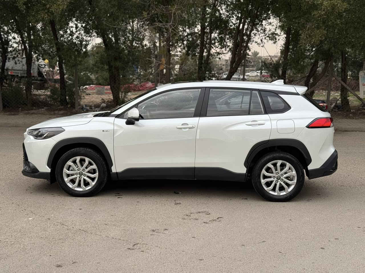 تويوتا  فرونت لاندر 2025هايبرد
فول مواصفات 
بصمة تشغيل وابواب 
سلايت روف
شاشه ديجيتل 
رادارات
تحديد مسار 
فول تحكم ستيرن
سايد بريك بصمه 
ماشيه 17 الف
شاحن وايرليس
تبريد قطعتين 
السياره جديده 
السياره رقم بغداد وباسمي 
السعر 165 
للاستفسار ***********
