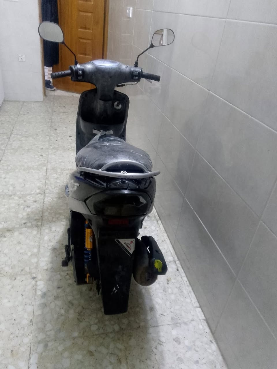 دراجه ماكس منغولي ابلاديه كلها مختمه ختم واحد صار فتره نازله رمبه نكره مكفوله كفاله عامه مكينتها حيل ناعمه سلف هندر كهربائيات كلها شغاله اوراقها كامله السعر 450 العنوان الشعب التلفون ***********
