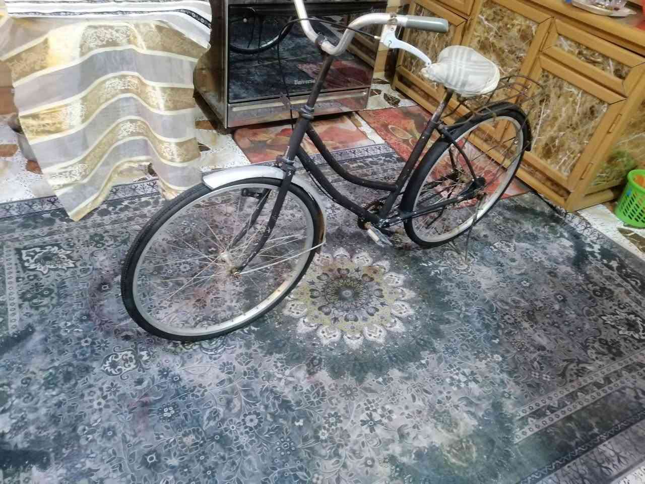 السلام عليكم
بايسكل ياباني نضيف حيل
تايرات نضيفه
ويالته عدالات بدون عواج
وباسكل خفيف وسريع  سعره 35


**إذا كنت صاحب هذا الإعلان وتريد حذفه لأي سبب، رجاءا أرسل رسالة إلى الدعم الفني**