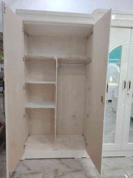 حبايب قلبي
كما وعدناكم. 😍 تصميم تركي وشغل عراقي تزكام
(مستمرين في تقديم كل ما هوه جديد وما يناسب جميع الاذواق)
                 (بأسلوب عصري وحديث وفخم)
غرف نوم نجاره عراقيه بلمسات هادئ٠ اصباغ حراريه درجه اولى وجميع الالوان٠
نعمل  حسب القياسات وصيانه جميع الغرف  
***********  ابو علي النجار عنوان ناصريه مركز
