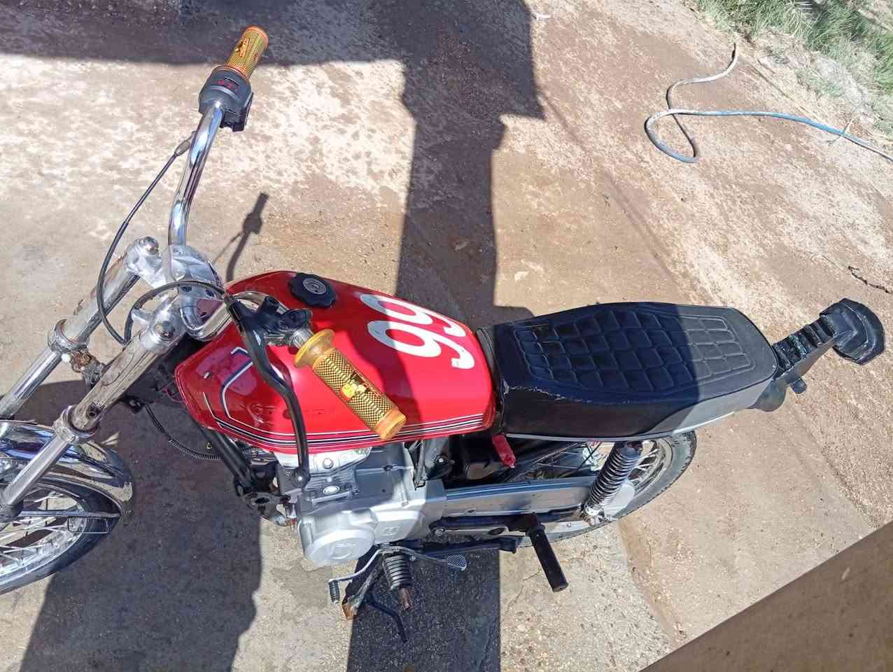 عمي سلام عليكم شلامجه 24  شاصي 24 ما مفتوح بيه برغي دراجه خيرر من الله شلعه ومعدل وفولل البيع او مراوس السعرر 525 وبيه مجال حك الجيه


**إذا كنت صاحب هذا الإعلان وتريد حذفه لأي سبب، رجاءا أرسل رسالة إلى الدعم الفني**