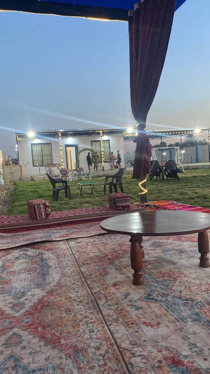 المزرعه موثقة بتطبيق اجرلي
مزرعه ( حكايتي العائلية )يقدملك اجمل موقع واطلالة
واحلى الجلسات، 
مسبح للكبار 
ومسبح صغير للأطفال 
شوايات متوفره للسمك🐟 و الكباب والتكه 
وتنور الطين المميز 
صاله كبيره🪑🪞🛋️ مجهزة بشاشة 
سماعة دي جي
بليارد 🎱🎱🎱
َمنضده للكبار مع فيشة 
زحليكة للأطفال  
غرفة نوم مزدوجة للعرسان
وغرفة نوم ٤  أسره 
مع وجود فرش إضافية 
مطبخ مجهز من جميع المستلزمات 🥘✅ 
حمامات متكامل عدد ٢ 🚿🛁✅
جلسة خارجية عربية تراثية ✅
كهرباء٢٤ساعه بدون انقطاع✅
كراج للسيارات 🚙🚗✅
كونك مميز انت وعائلتك واستمتع   بالمناظر 
مع الهواء الطلق وسط مزارع ا🍁🌴
العنوان بغداد الكرغولية سايد الواحد قريب سريع القناة ودقايق عن محمد القاسم  

للحجز والاستفسار الاتصال على الرقم 
***********
***********
مستعدون لاقامة الحفلات والمناسبات 
حكايتي _احلی_عالم
التعليمات الخاصة بالمزرعه :
١-ممنوع ادخال الاسلحة الناريه
٢-ممنوع ادخال مشروبات كحوليه
٣-نحن غير مسوولين عن حوادث( الغرق    - المشاجرات - صعقات الكهرباء)
٤- لانتحمل كافة الامور القانونيه  والعشائرية اثناء  الحجز
٥- جلب بطاقة وطنية او عقد زواج بالنسبه للعوائل
٦-  الحفاظ على ممتلكات المزرعة وفي حاله كسر او تلف يتحمل الزبون غرامة
