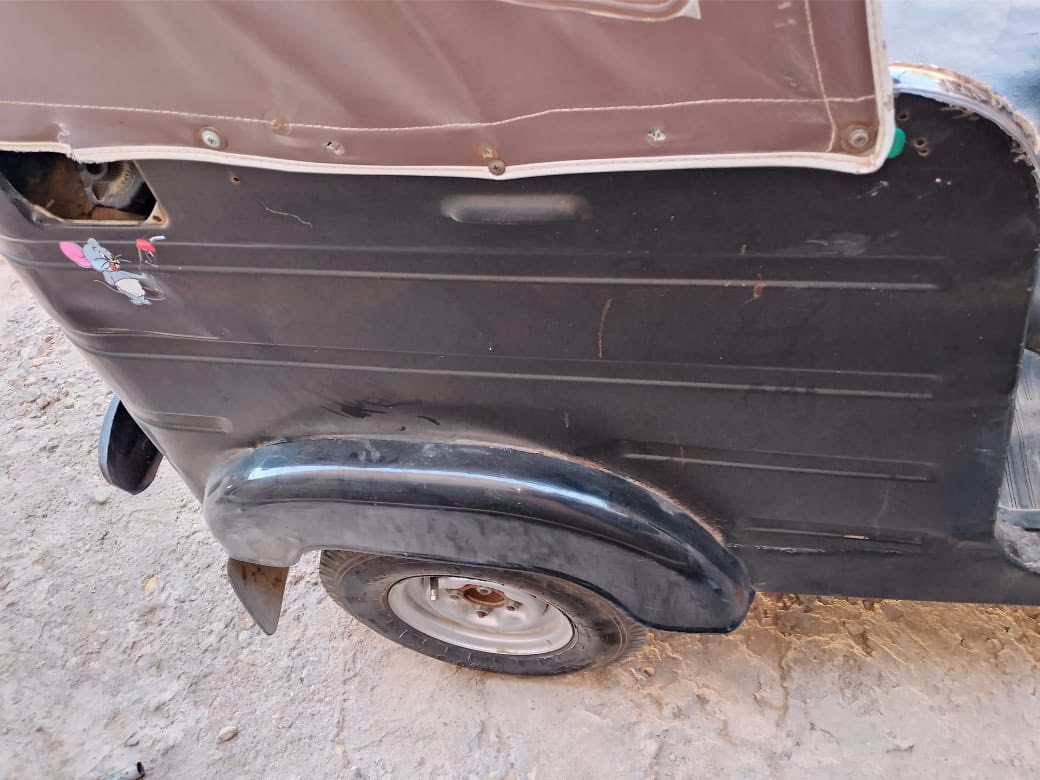 سلام عليكم 2017 /9 التكتك مصبوغه بجماليه اوراق كامله مكاني بغداد خير منه الله مكينته الله شاهد مال عيشه لسعر 2100 وبيه مجال حك الجي0770 046 9411
