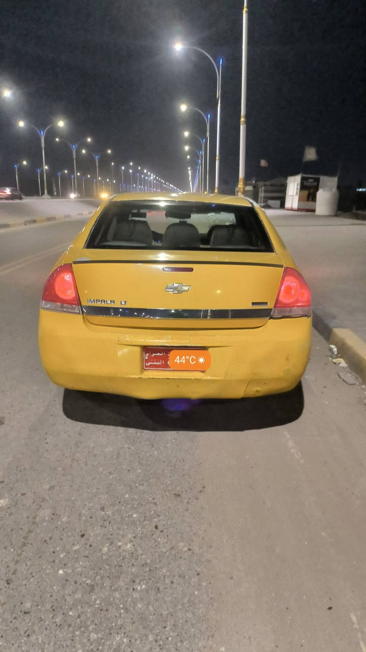 السلام عليكم امبالا 9 مكينه 3500 نضيفه كير وضفيره صار شهر من شديتهن سياره بيه صفحه سايق ومبيه بصوره بيع او مراوس شعندك نزل رقمه ربع ما مطلوب لا هيئه ولا غرامات حداديه جديده تبريد شغال خاص موجود ورقمي *********** مكانه سماوه
