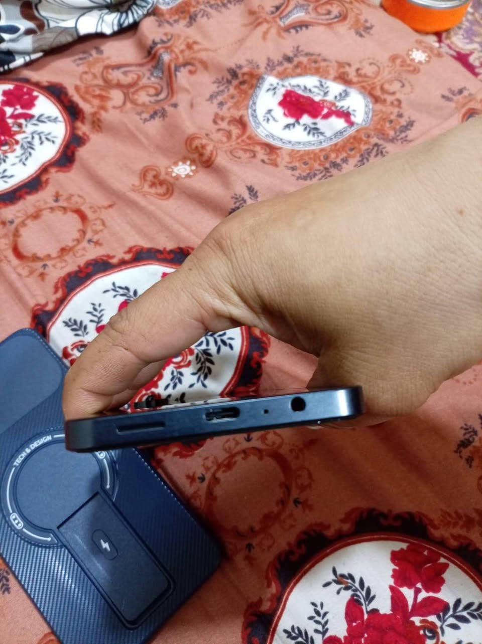 السلام عليكم اخوان ماركة: Samsung
اسم النموذج: Galaxy A07
وزن: 184ز
أبعاد: 167.4 x 77.4 x 7.6مم
نظام التشغيل: Android 15
عرض الحجم: 6.7 بوصات
القرار: 1600x720
الرامات "الذاكرة العشوائية في الهواتف والحواسيب: 4جيجابايت
التخزين (ROM): 64غيغابايت
الكاميرات: 50النائب Samsung S5KJN1
وحدة المعالجة المركزية: MediaTek Helio G99
بطارية: 5000امبير السعر110 بي مجال قليل، صار له مستخدم اربعه ايام 
مكاني بغداد الكرخ شارع حيفا ***********
***********
