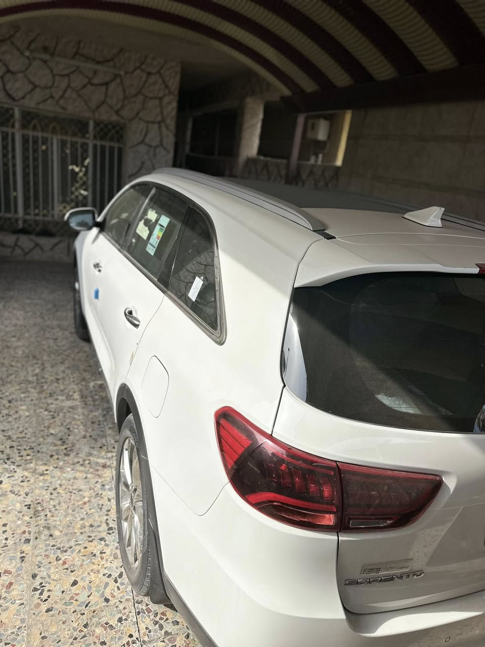 السلام عليكم للبيع موديل 20 جي تي لاين كفالة عامة ماشيه 18 الف حالة الوكالة خمس كاميرات هند بريك بصمه جديدة السيارة العنوان بغداد المحموديه للاستفسار ع الرقم ***********(***********) والسعر315 وبيها مجال
