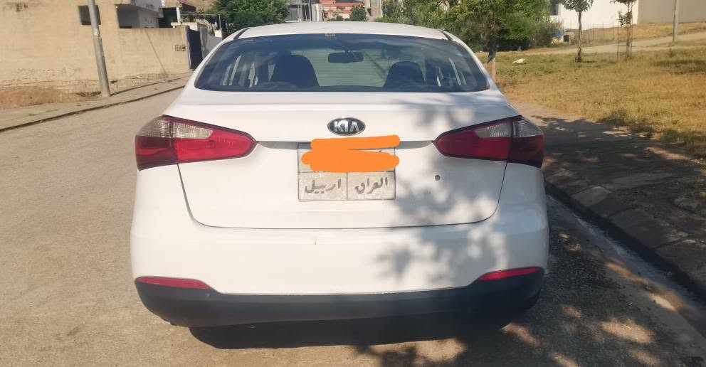 کیا سیڕاتۆ 2014 گێڕ تۆماتیک تەحویل و غرامە و گێڕ و مەکینە بەشەرت سبوغ عام بێ لێدران پێشەوە ،جەمپێکی خەفیفی ناو سندوقی هەیە سەیارەیەکی بێ قەپ و قۆپ و لوسە   ،شوێن سۆران ،***********
***********
سعر:70وەرەقە سوران, أربيل
